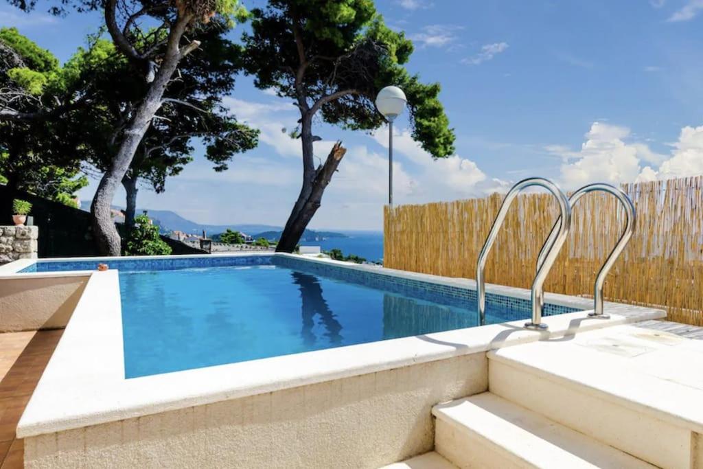 Wave N' Sea Apartment With A Private Pool Dubrovnik Exterior photo