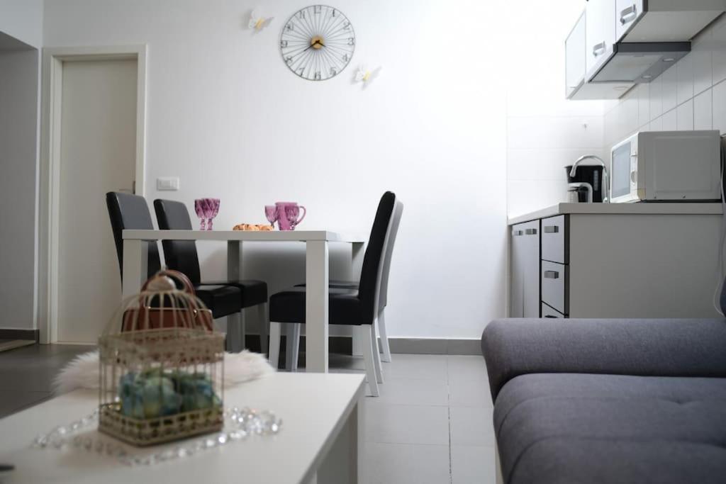 Wave N' Sea Apartment With A Private Pool Dubrovnik Exterior photo