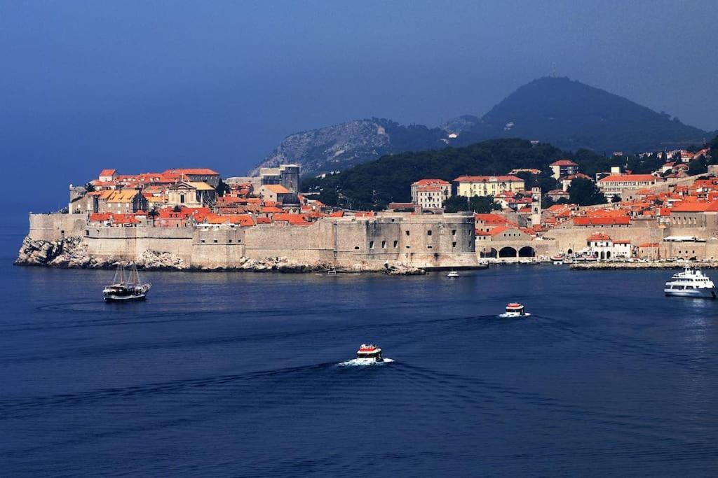 Wave N' Sea Apartment With A Private Pool Dubrovnik Exterior photo